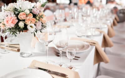 Comment faire de la table de mariage le cœur de votre réception ?