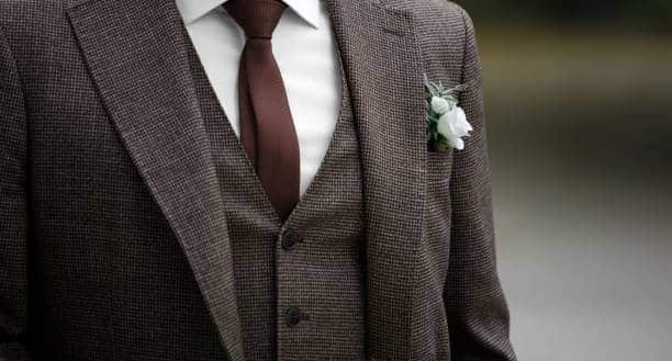 costume de mariage pour homme parfait